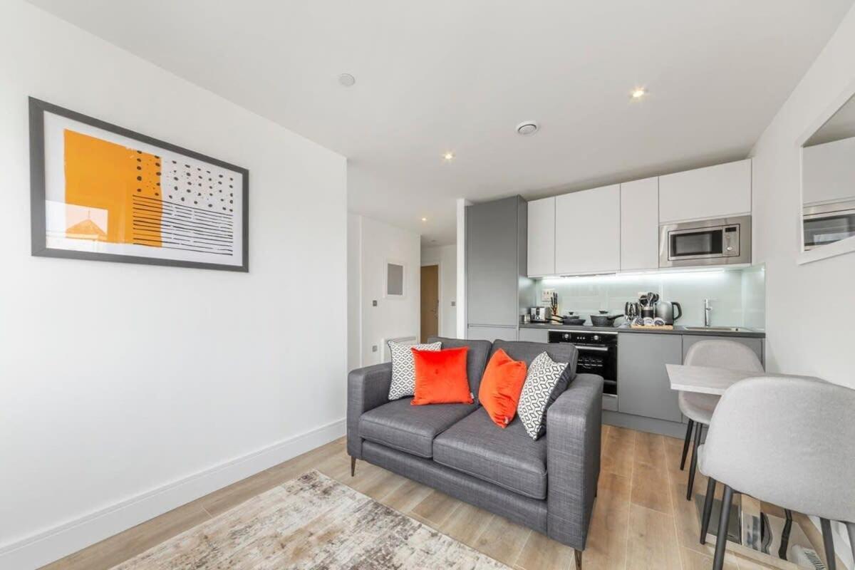 Bright Contemporary Studio In East Grinstead Exteriér fotografie